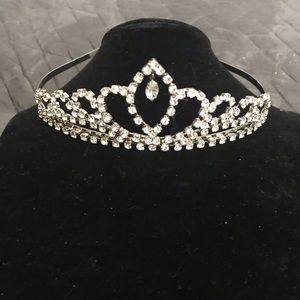 Studed Tiara